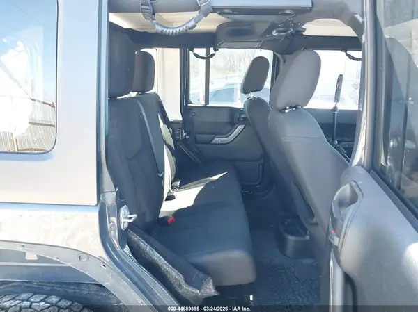 1C4BJWDG2HL642942 2017 JEEP WRANGLER - Image 8
