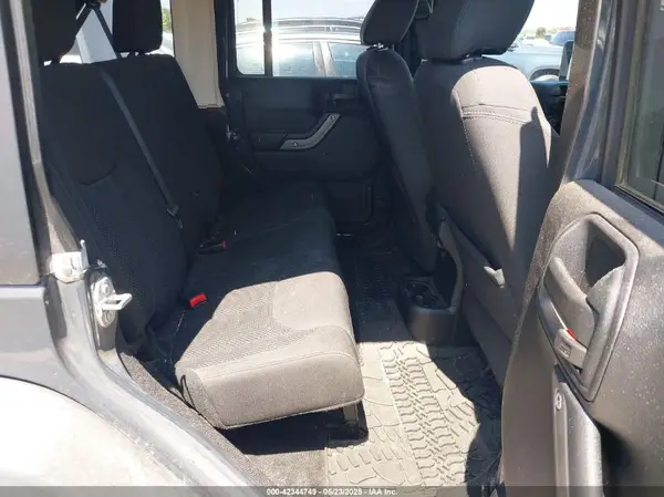1C4BJWDG2HL693132 2017 JEEP WRANGLER - Image 8