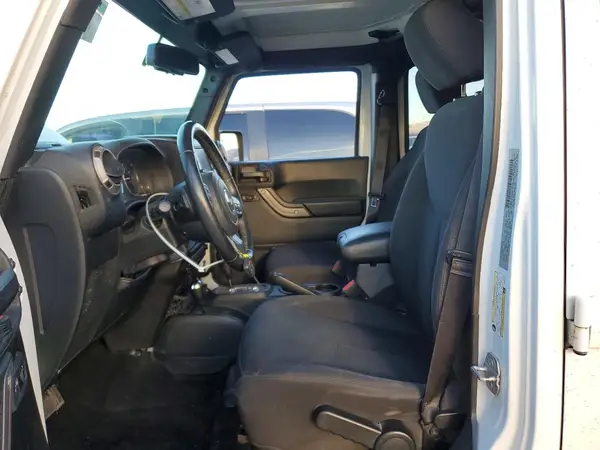 2016 JEEP WRANGLER auction photo 7