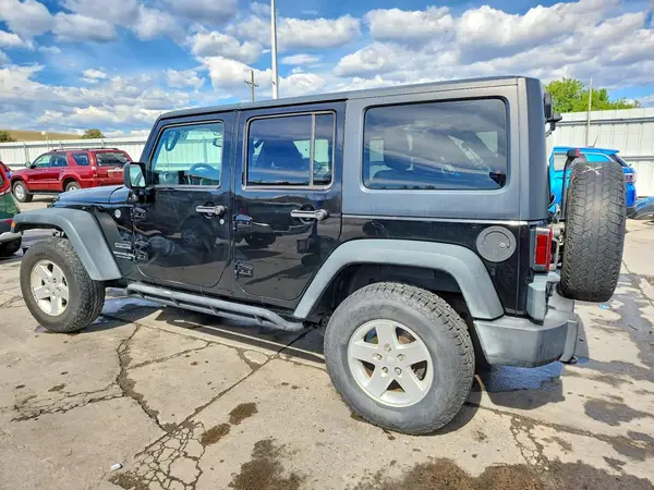 1C4BJWDG3HL502981 2017 JEEP WRANGLER - Image 2