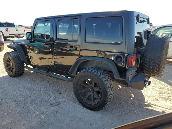 1C4BJWDG3HL530621 2017 JEEP WRANGLER - Image 2
