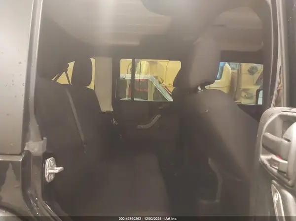 1C4BJWDG3HL573713 2017 JEEP WRANGLER - Image 8