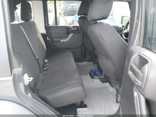 1C4BJWDG3HL632467 2017 JEEP WRANGLER - Image 8