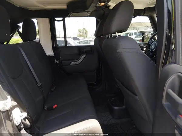 1C4BJWDG3HL642237 2017 JEEP WRANGLER - Image 8