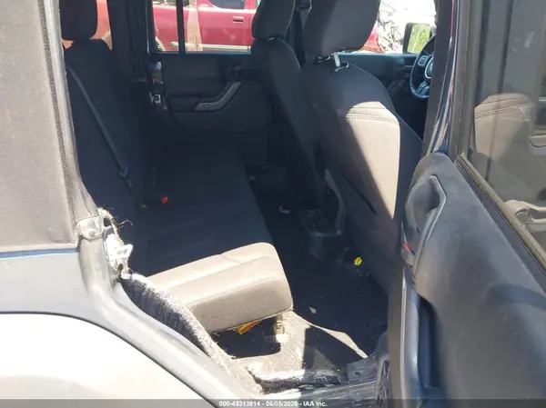 1C4BJWDG3HL667641 2017 JEEP WRANGLER - Image 8