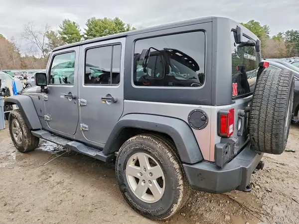 1C4BJWDG3HL669843 2017 JEEP WRANGLER - Image 2