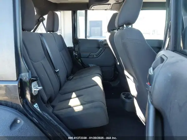 1C4BJWDG3HL683354 2017 JEEP WRANGLER - Image 8