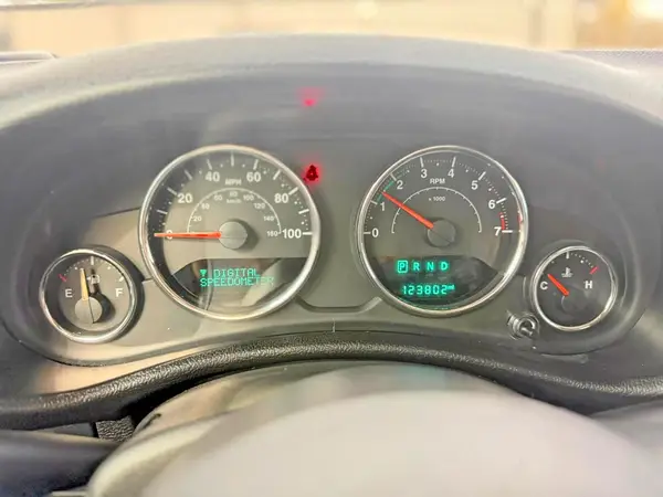 1C4BJWDG3HL686609 2017 JEEP WRANGLER - Image 8
