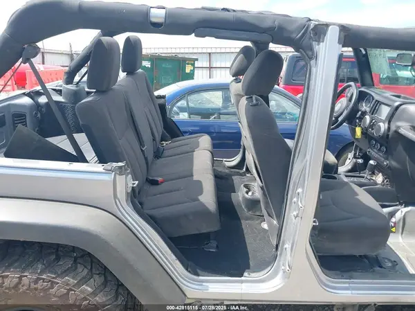 1C4BJWDG3HL690644 2017 JEEP WRANGLER - Image 8