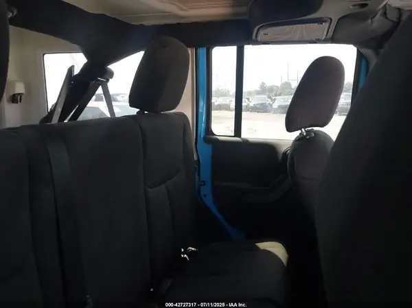 1C4BJWDG3HL703117 2017 JEEP WRANGLER - Image 8