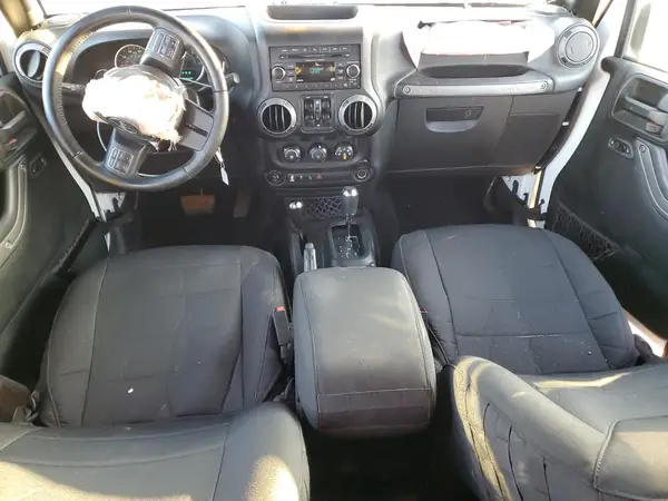 1C4BJWDG3HL715056 2017 JEEP WRANGLER - Image 8