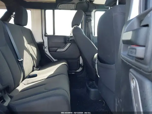 1C4BJWDG3HL725974 2017 JEEP WRANGLER - Image 8