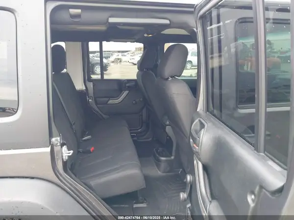 1C4BJWDG3HL738675 2017 JEEP WRANGLER - Image 8
