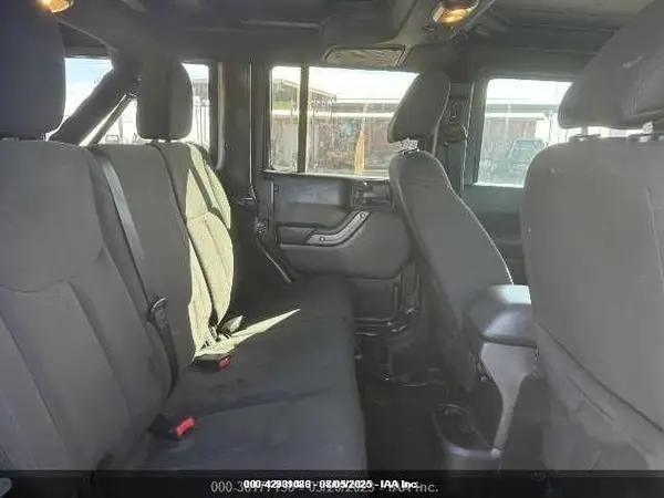 1C4BJWDG3HL749370 2017 JEEP WRANGLER - Image 8