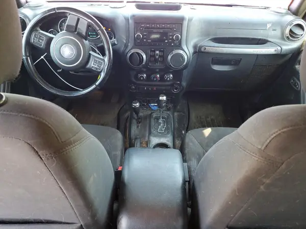 1C4BJWDG4HL734196 2017 JEEP WRANGLER - Image 8