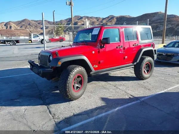 1C4BJWDG5HL555925 2017 JEEP WRANGLER - Image 2