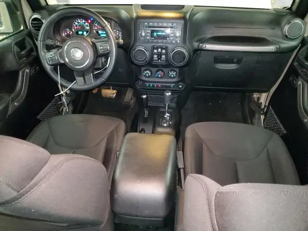 1C4BJWDG5HL623267 2017 JEEP WRANGLER - Image 8
