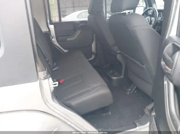 1C4BJWDG5HL631286 2017 JEEP WRANGLER - Image 8