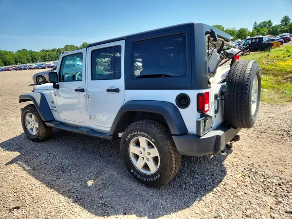 1C4BJWDG5HL748169 2017 JEEP WRANGLER - Image 2