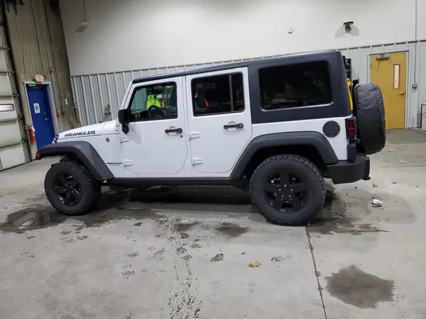 1C4BJWDG6HL603254 2017 JEEP WRANGLER - Image 2
