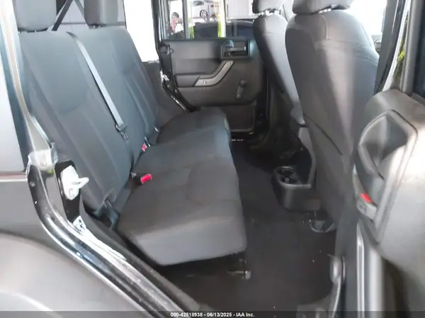 1C4BJWDG6HL604310 2017 JEEP WRANGLER - Image 8