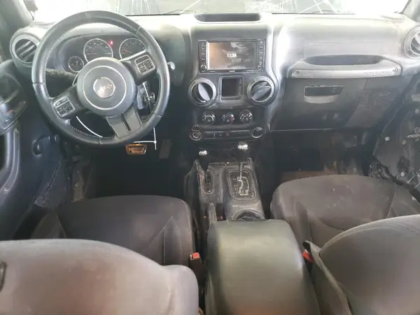 1C4BJWDG6HL630440 2017 JEEP WRANGLER - Image 8