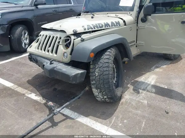 1C4BJWDG6HL712555 2017 JEEP WRANGLER - Image 2