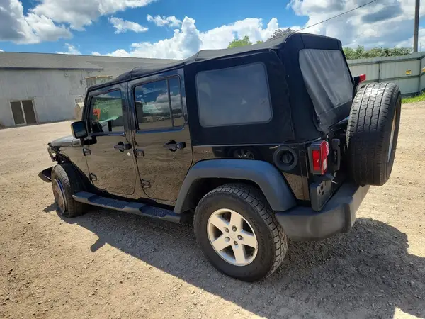 1C4BJWDG7HL669036 2017 JEEP WRANGLER - Image 2