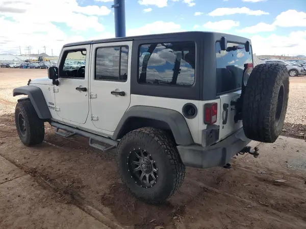1C4BJWDG7HL685768 2017 JEEP WRANGLER - Image 2