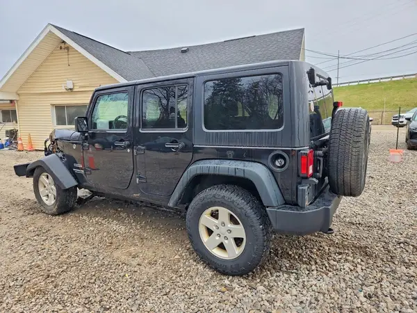 1C4BJWDG7HL742907 2017 JEEP WRANGLER - Image 2