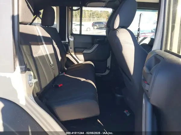 1C4BJWDG7JL890965 2018 JEEP WRANGLER - Image 8