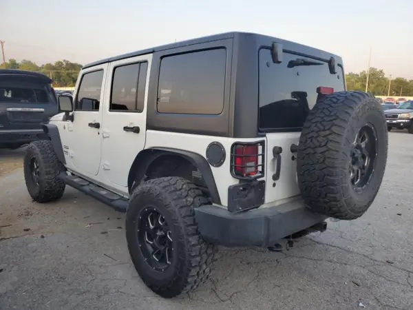 1C4BJWDG8HL557698 2017 JEEP WRANGLER - Image 2