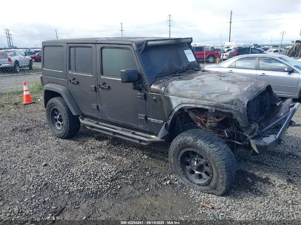 1C4BJWDG8HL586490 2017 JEEP WRANGLER - Image 1