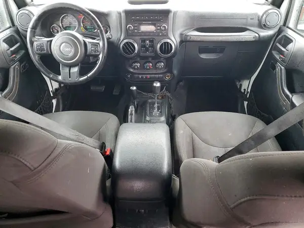 1C4BJWDG8HL654464 2017 JEEP WRANGLER - Image 8