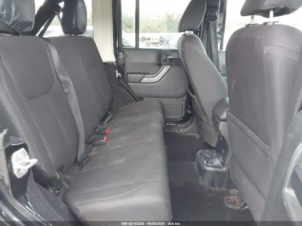 1C4BJWDG8HL683432 2017 JEEP WRANGLER - Image 8