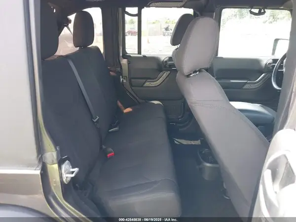 1C4BJWDG8HL690185 2017 JEEP WRANGLER - Image 8