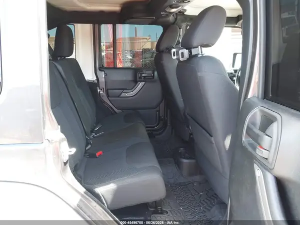 1C4BJWDG8HL694964 2017 JEEP WRANGLER - Image 8