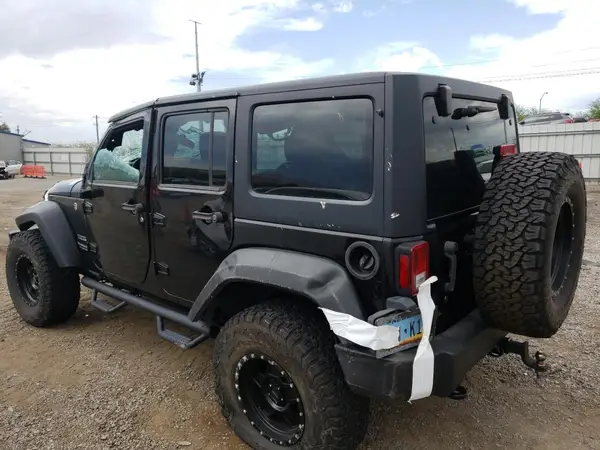 1C4BJWDG8HL715389 2017 JEEP WRANGLER - Image 2