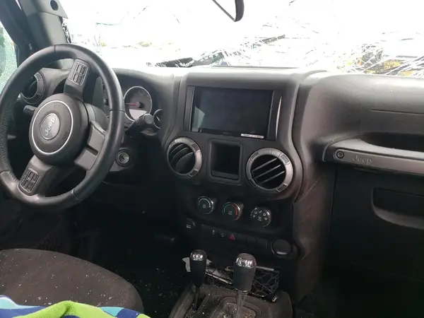 1C4BJWDG8HL715389 2017 JEEP WRANGLER - Image 8