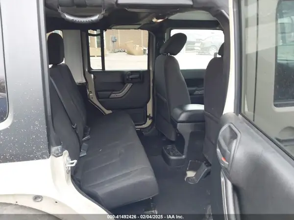 1C4BJWDG8HL751681 2017 JEEP WRANGLER - Image 8