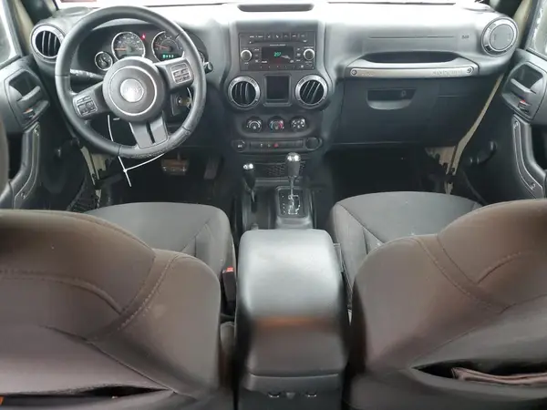1C4BJWDG8JL823632 2018 JEEP WRANGLER - Image 8
