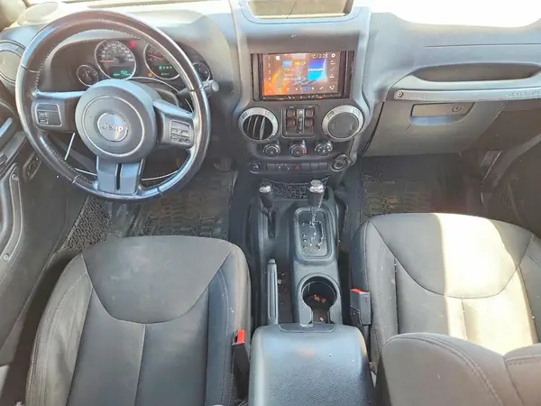 2016 JEEP WRANGLER auction photo 8