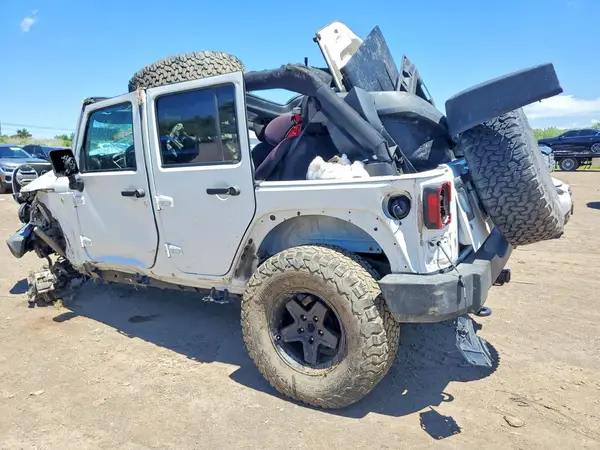 1C4BJWDG9HL520160 2017 JEEP WRANGLER - Image 2