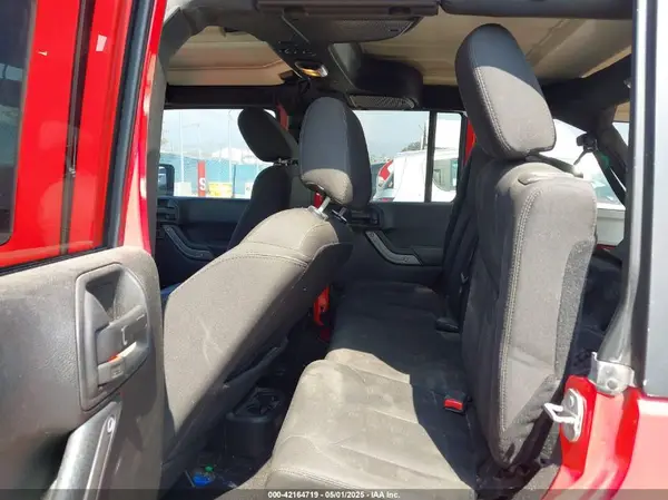 1C4BJWDGXGL174327 2016 JEEP WRANGLER - Image 8