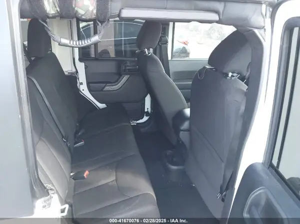 1C4BJWDGXGL238558 2016 JEEP WRANGLER - Image 8