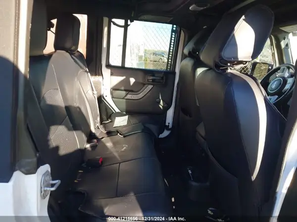 1C4BJWDGXHL562045 2017 JEEP WRANGLER - Image 8