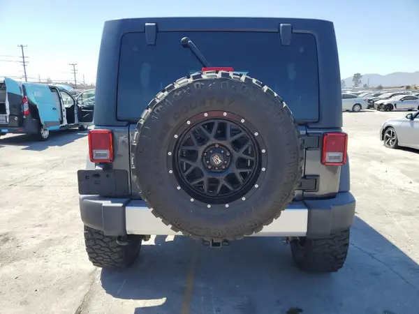 2018 JEEP WRANGLER auction photo 6