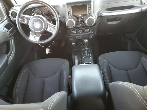 1C4BJWEG0HL618640 2017 JEEP WRANGLER - Image 8