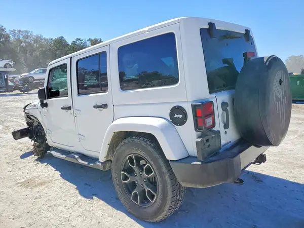 1C4BJWEG0HL696724 2017 JEEP WRANGLER - Image 2
