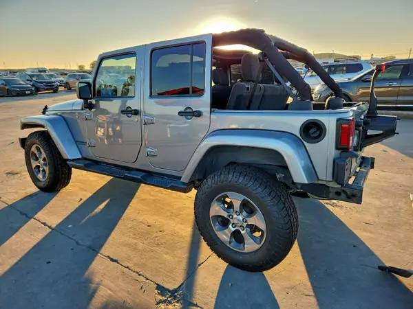 1C4BJWEG0HL723985 2017 JEEP WRANGLER - Image 2